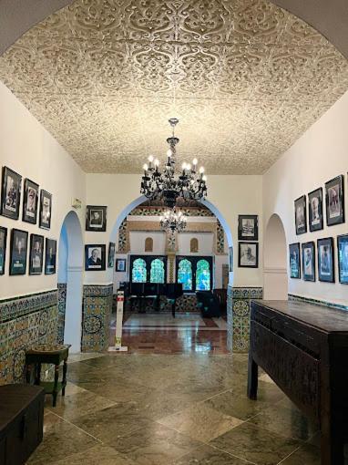 Hotel El Djazair El Mouradia Bagian luar foto